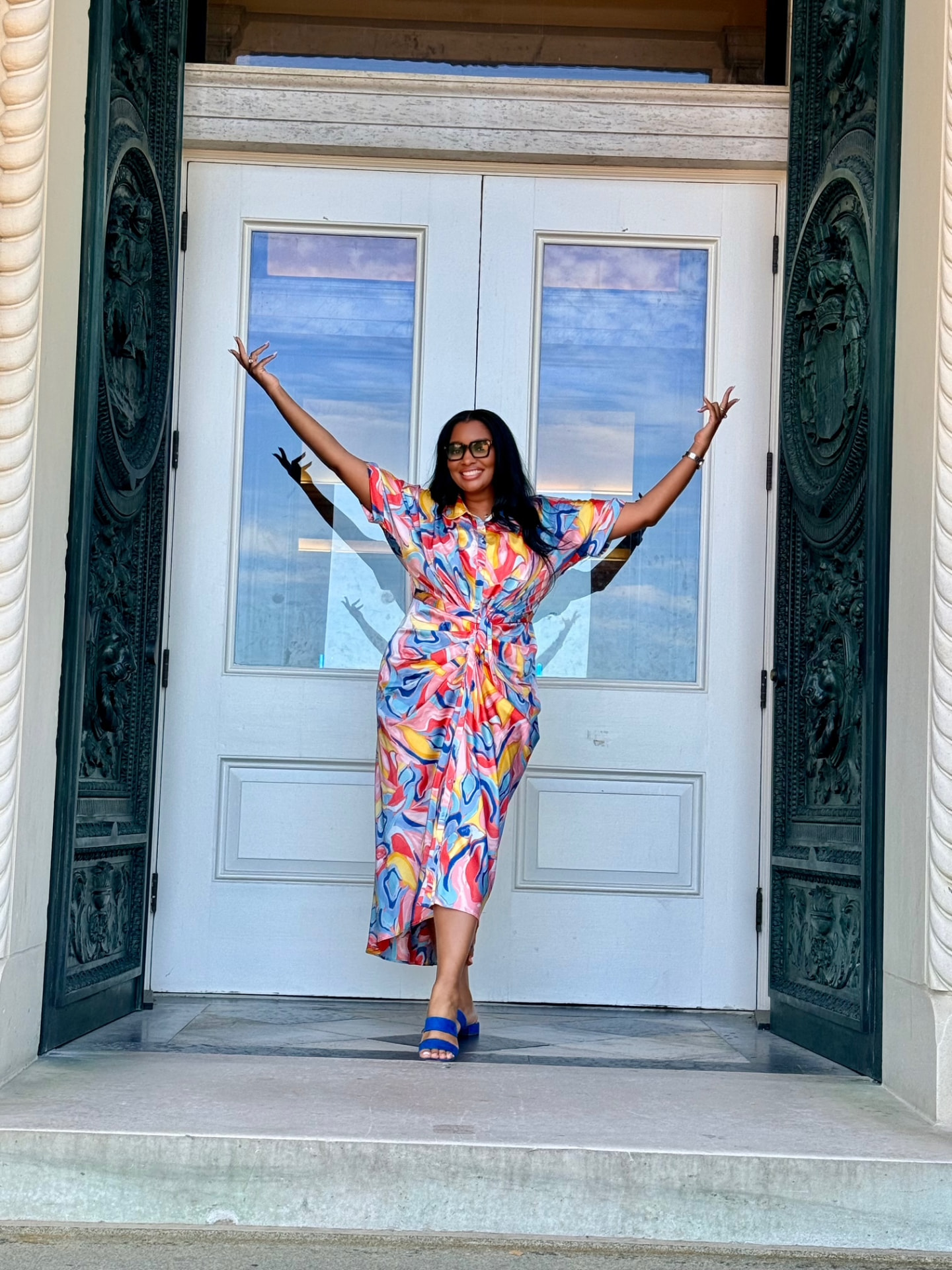 Yvonne Harper at the doors of the Maryland State House